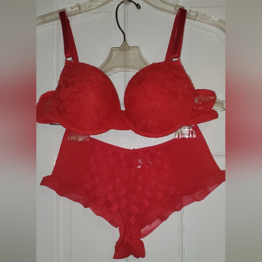 NNT Tracy Vibrant Red Lace Bra Set 36B /S/5